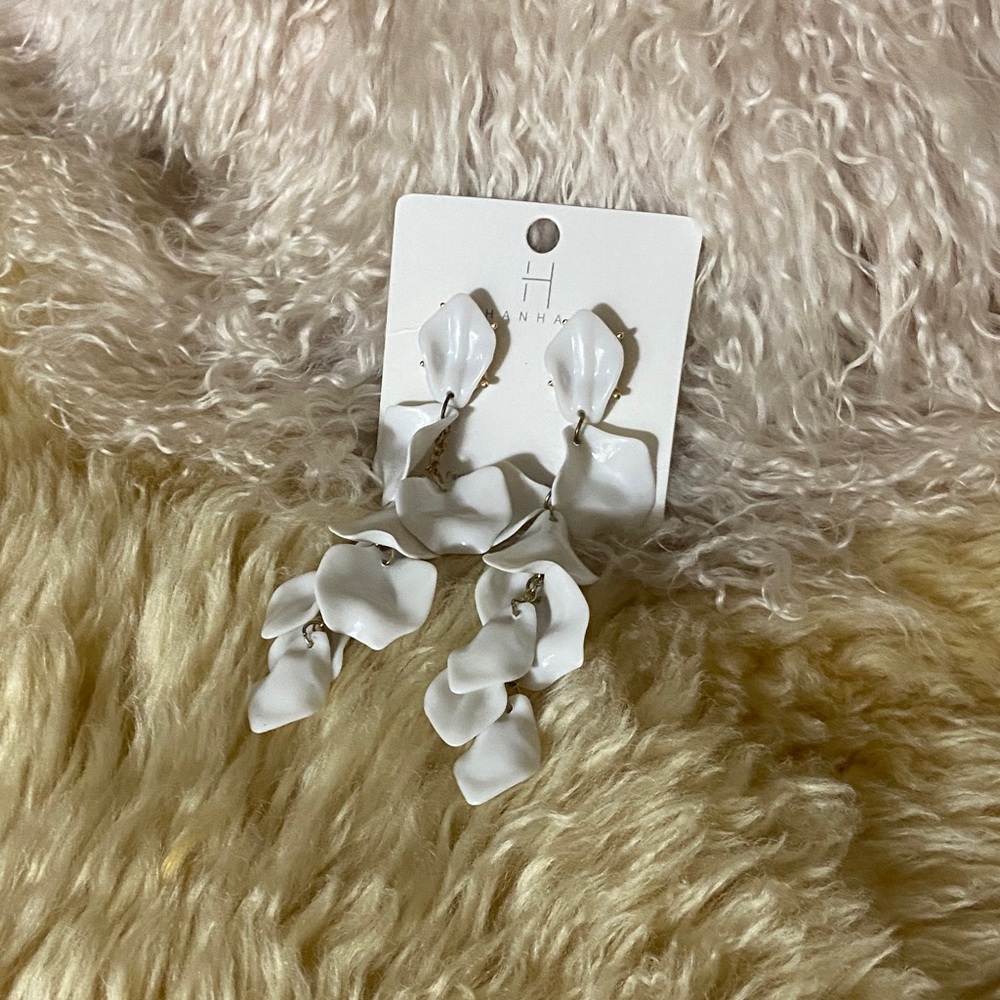 White Floral Drop Earrings